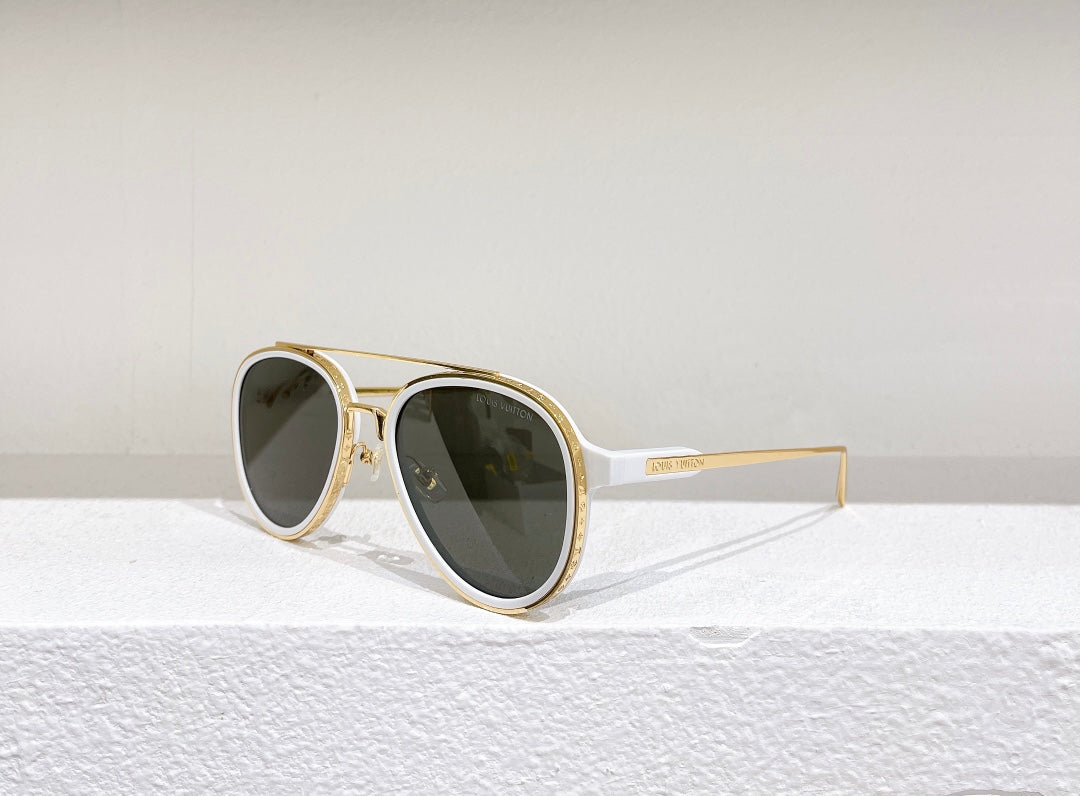 Louis Vuitton Sunglasses - DEEPREPS