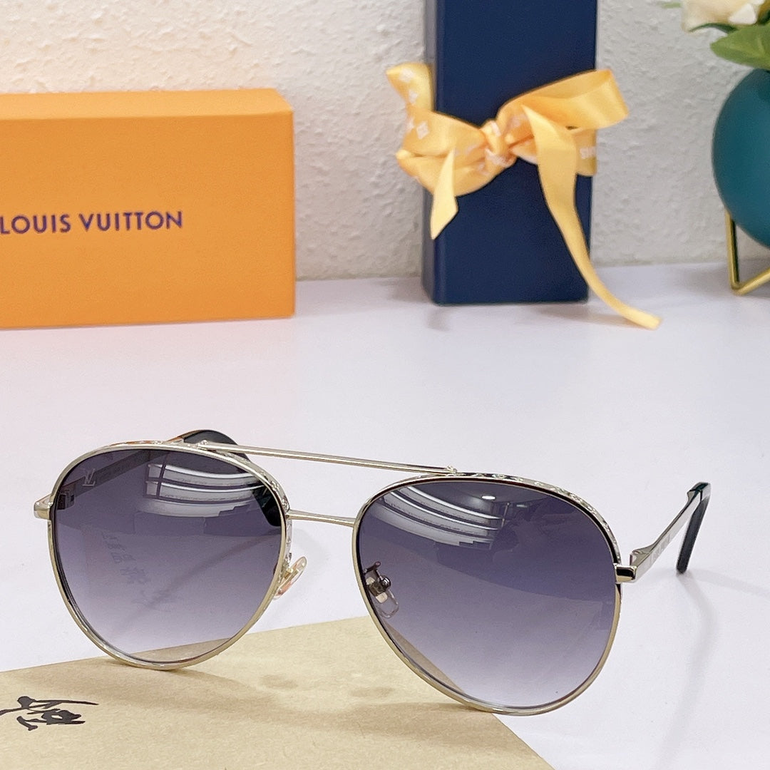 Louis Vuitton Sunglasses - DEEPREPS