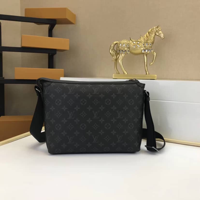 Louis Vuitton Odyssey Messenger PM Bag Replica Black M44223 - DEEPREPS