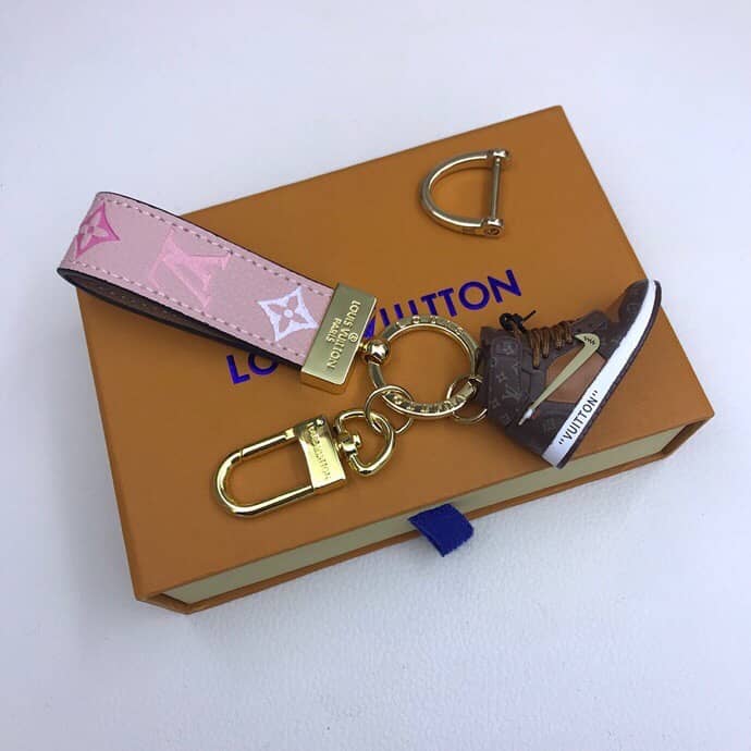 Replica Louis Vuitton Key Chain - DEEPREPS