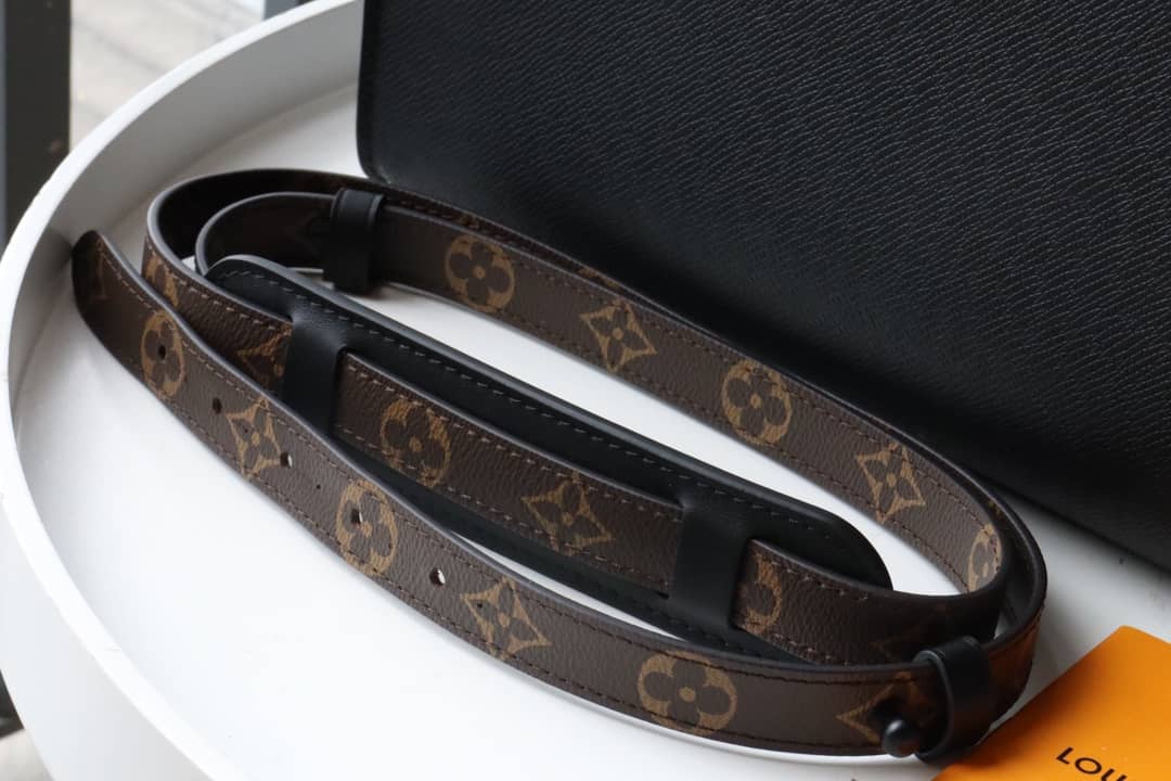 Louis Vuitton Robusto Briefcase Monogram Canvas Taiga Leather Replica Black M30591 - DEEPREPS