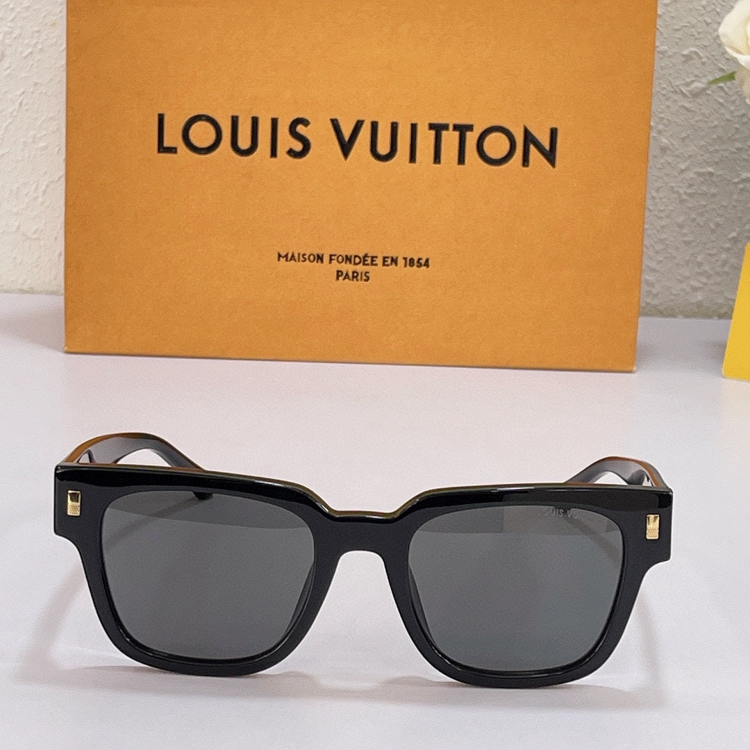 Louis Vuitton Sunglasses - DEEPREPS