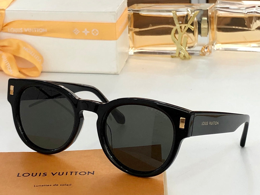 Louis Vuitton Sunglasses - DEEPREPS