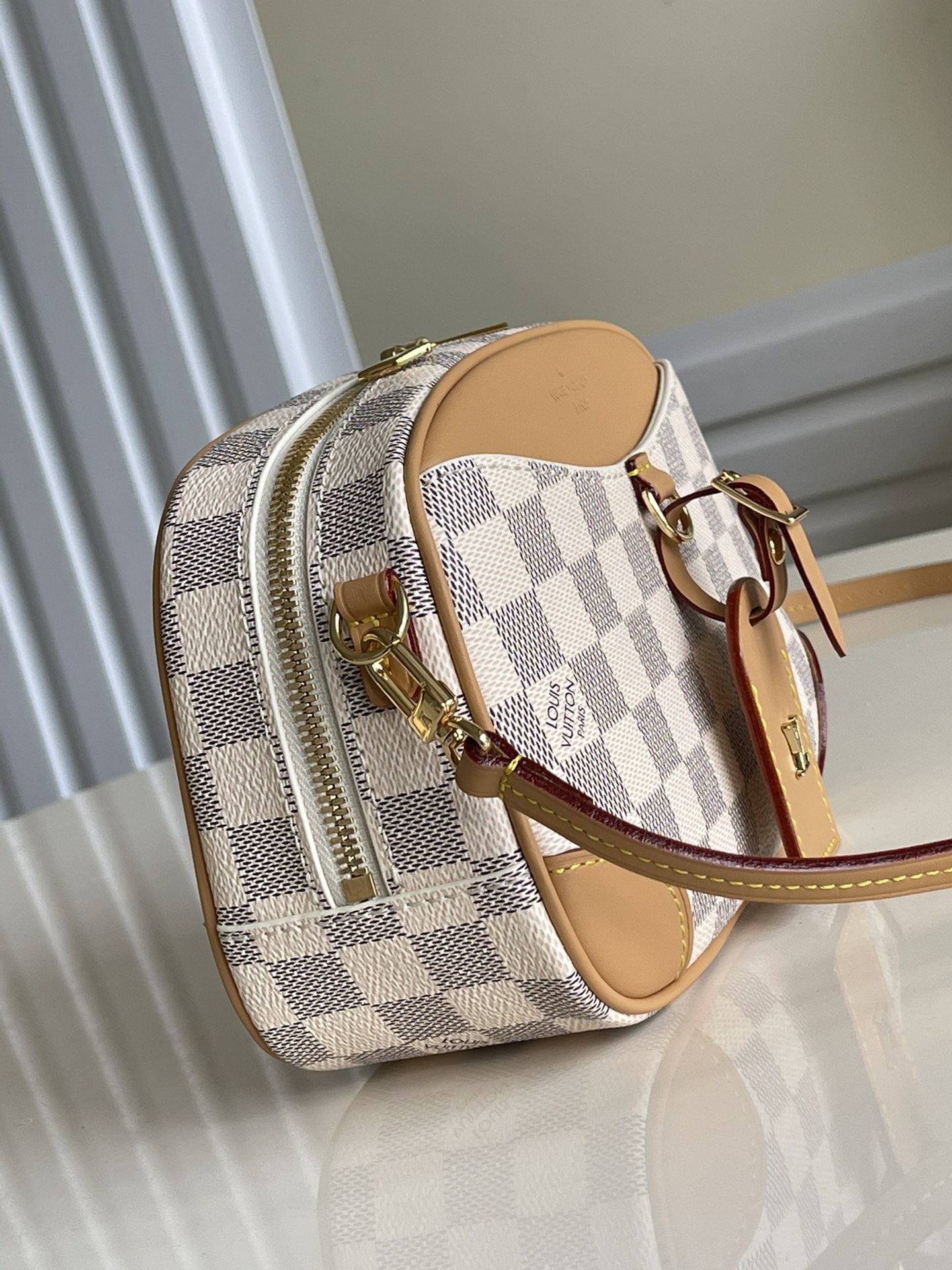 Louis Vuitton Damier Azur - DEEPREPS
