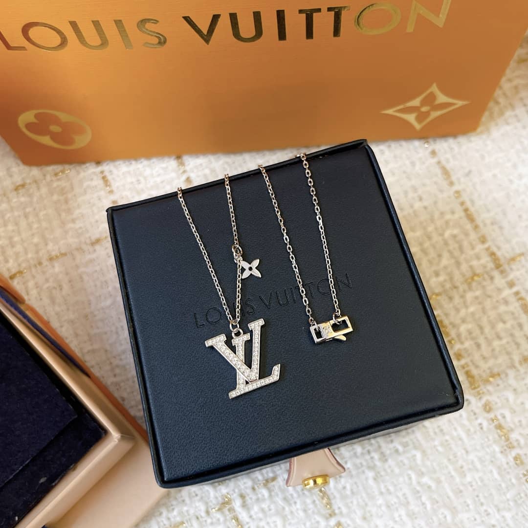 Wholesale Louis vuitton AAA+ Necklace - DEEPREPS