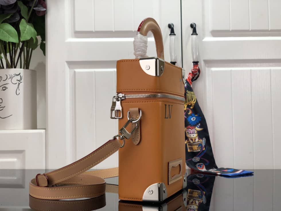 Louis Vuitton Vertical Box Trunk Saffron Yellow M59666 Replica Shoulder Bag - DEEPREPS