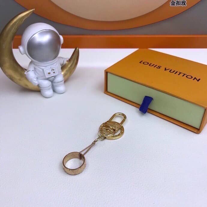 Wholesale Louis Vuitton AAA+ Key Chain - DEEPREPS