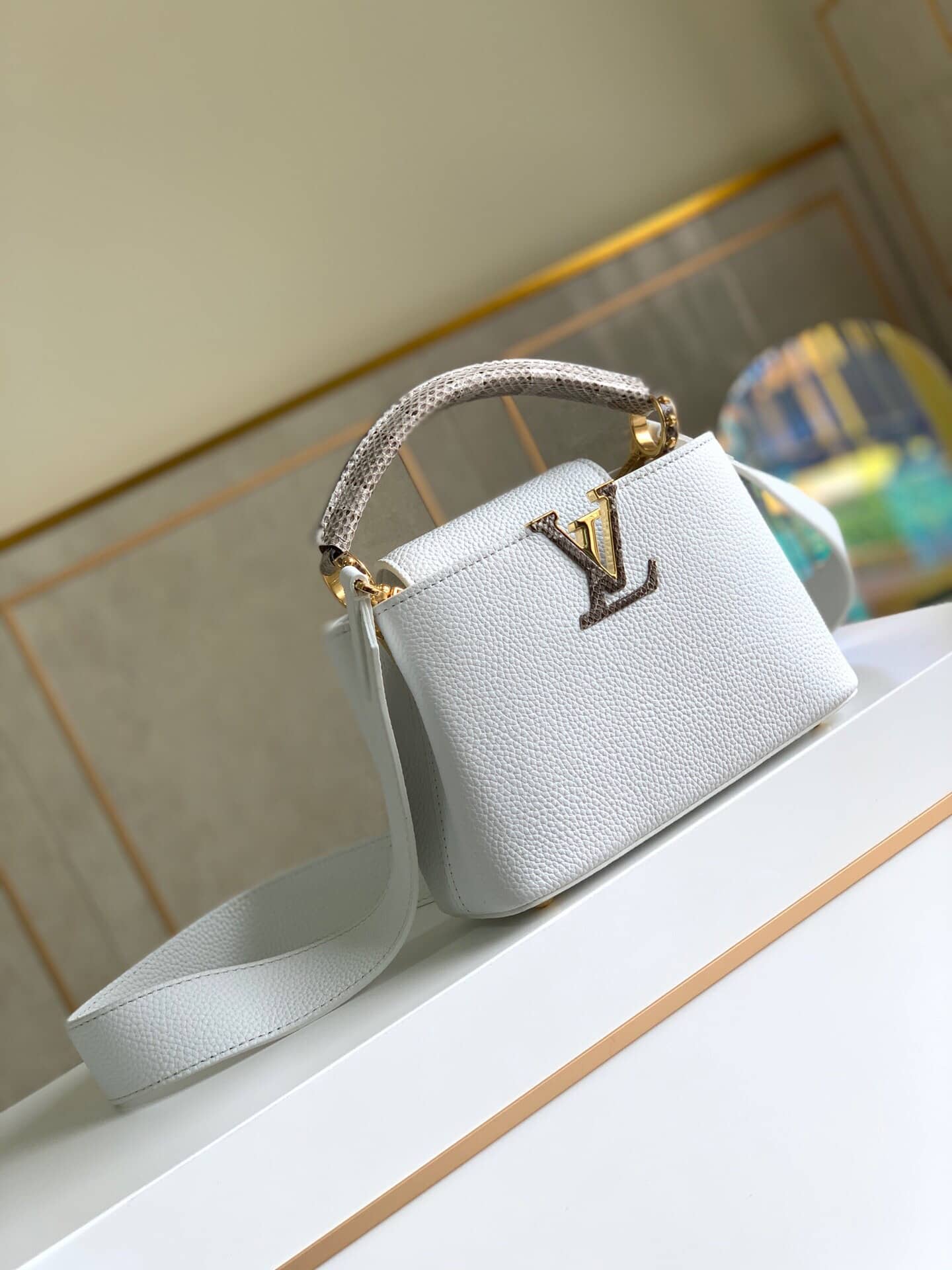 Louis Vuitton Capucines Mini Bag Replica White M55921 - DEEPREPS