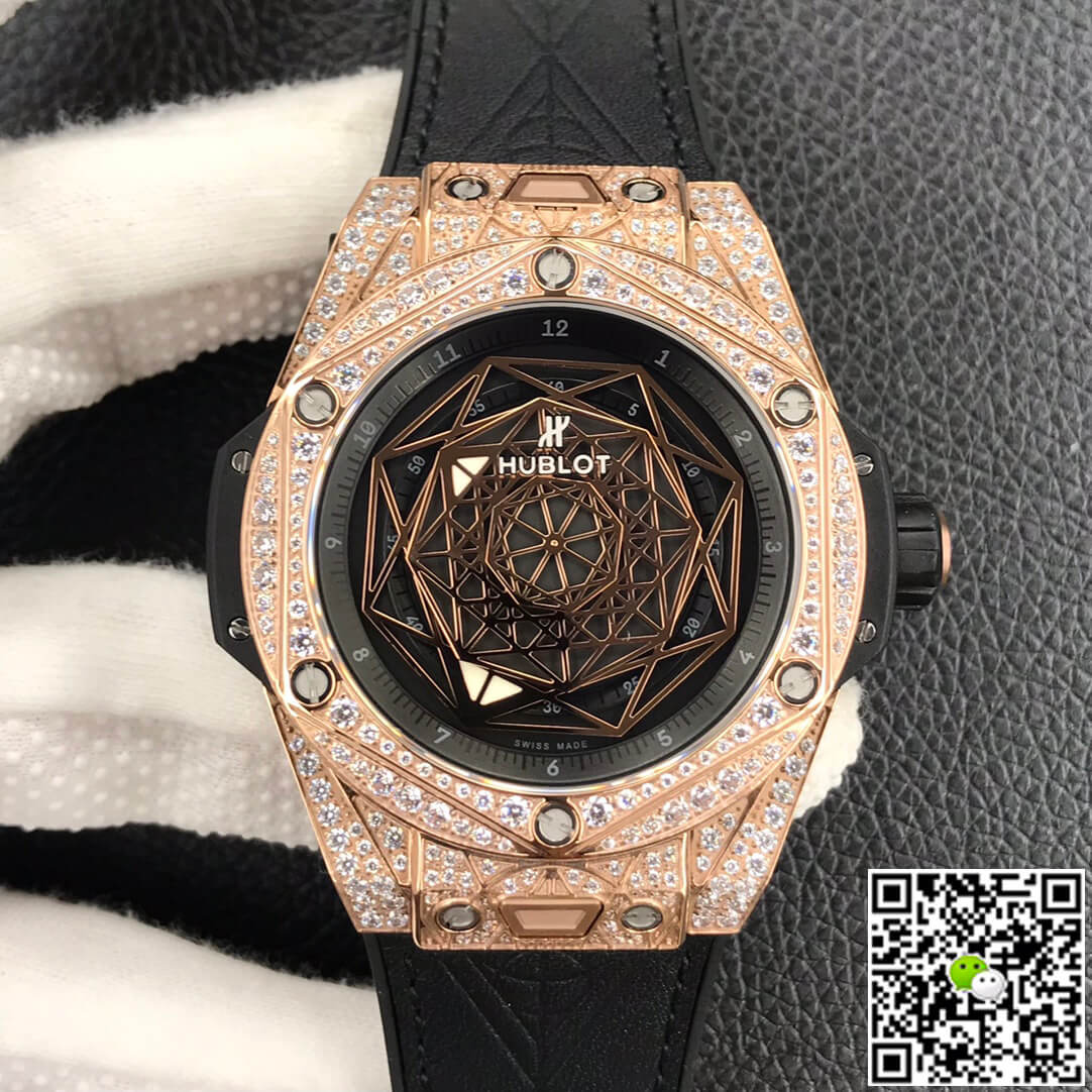 Replica Hublot Big Bang 1:1 Best Edition Gold Full Diamond Case - DEEPREPS