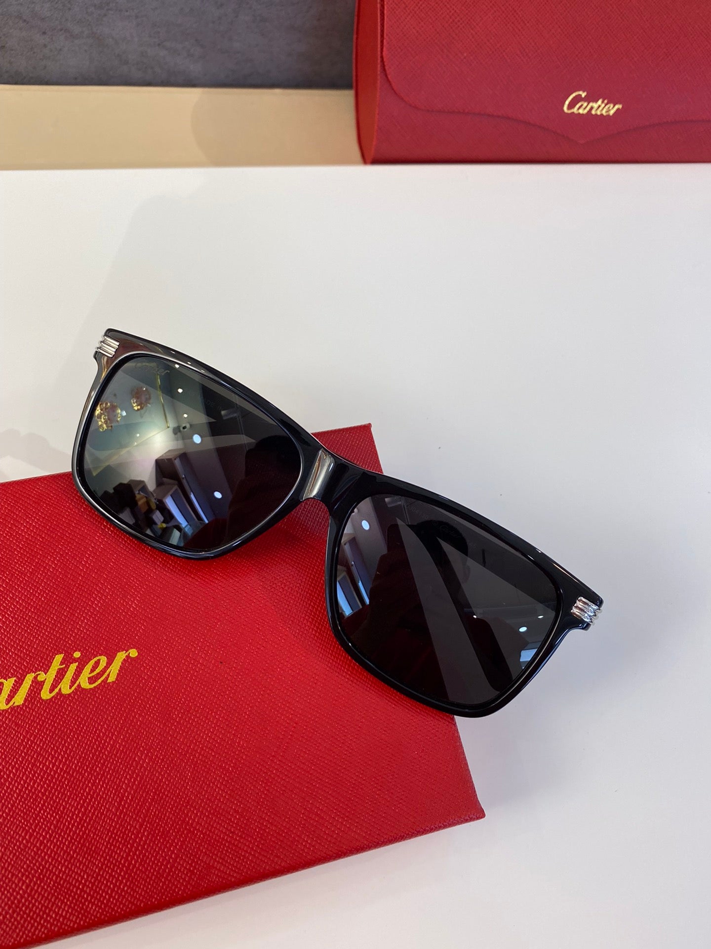Cartier Sunglasses - DEEPREPS