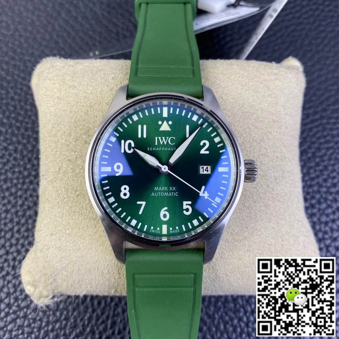 Replica IWC Pilot IW328205 1:1 Best Edition Green Dial - DEEPREPS