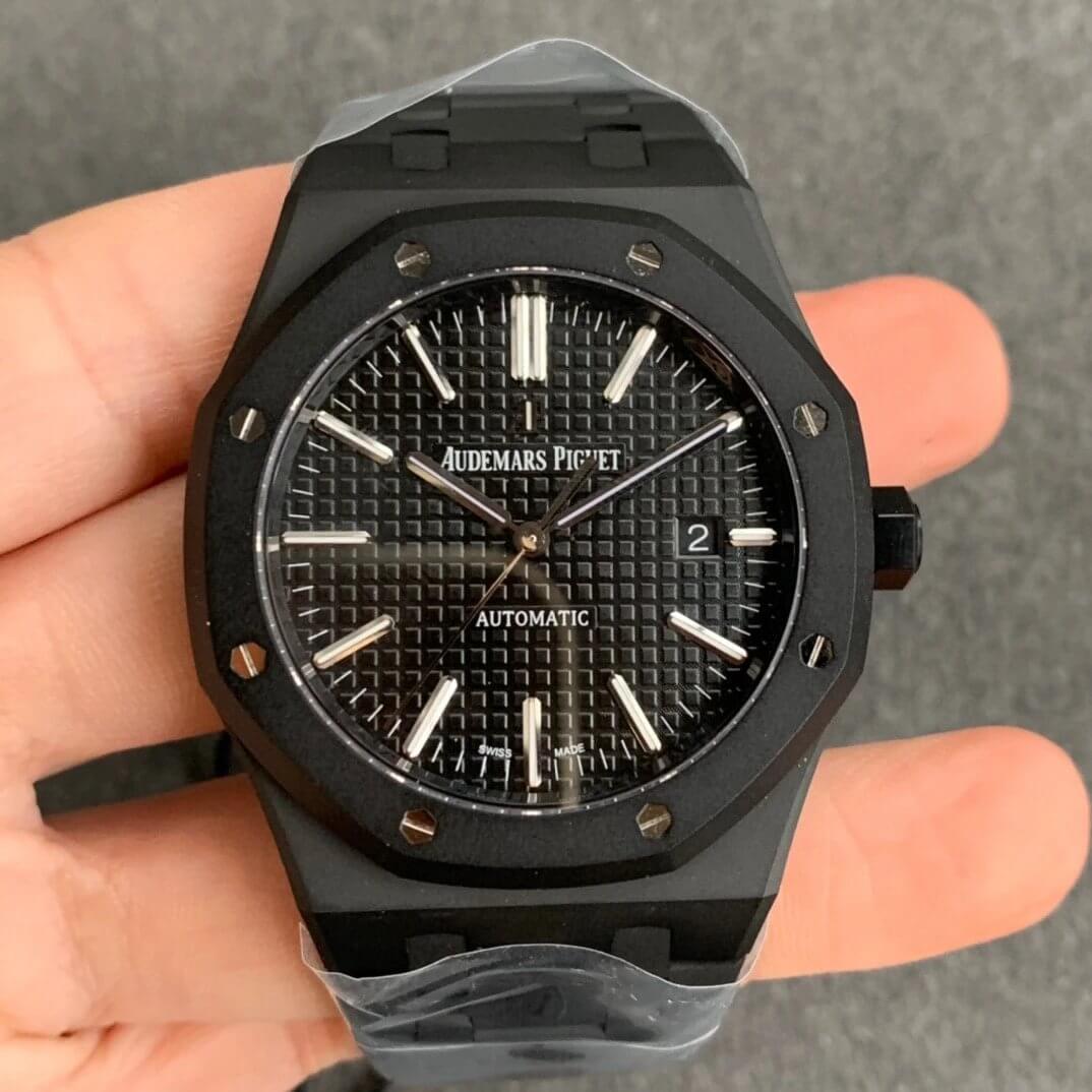 Replica Audemars Piguet Royal Oak 15400 DLC Version 1:1 Best Edition Black Dial - DEEPREPS