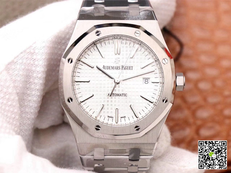 Replica Audemars Piguet Royal Oak 15400ST.OO.1220ST.02 1:1 Best Edition White Dial - DEEPREPS