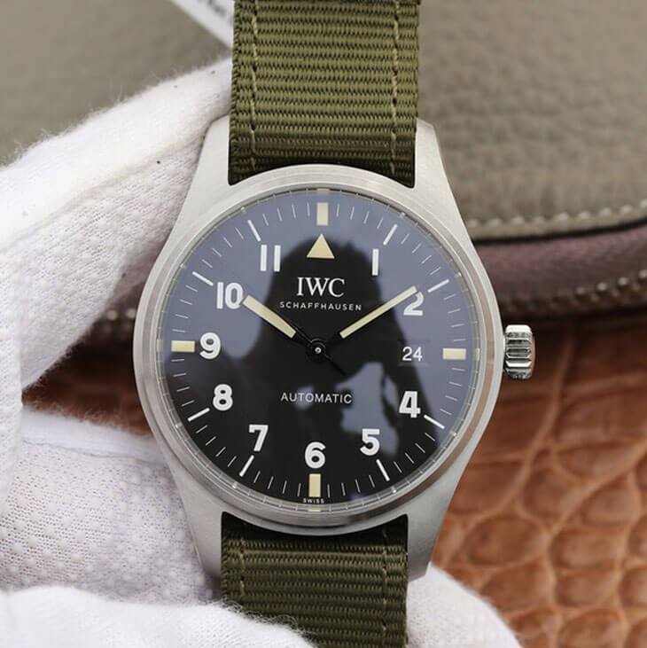 Replica IWC Pilot IW327007 1:1 Best Edition Black Dial - DEEPREPS