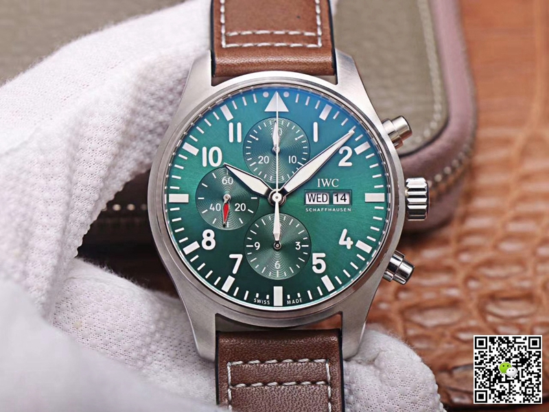 Replica IWC Pilot Chronograph IW377726 1:1 Best Edition Green Dial - DEEPREPS