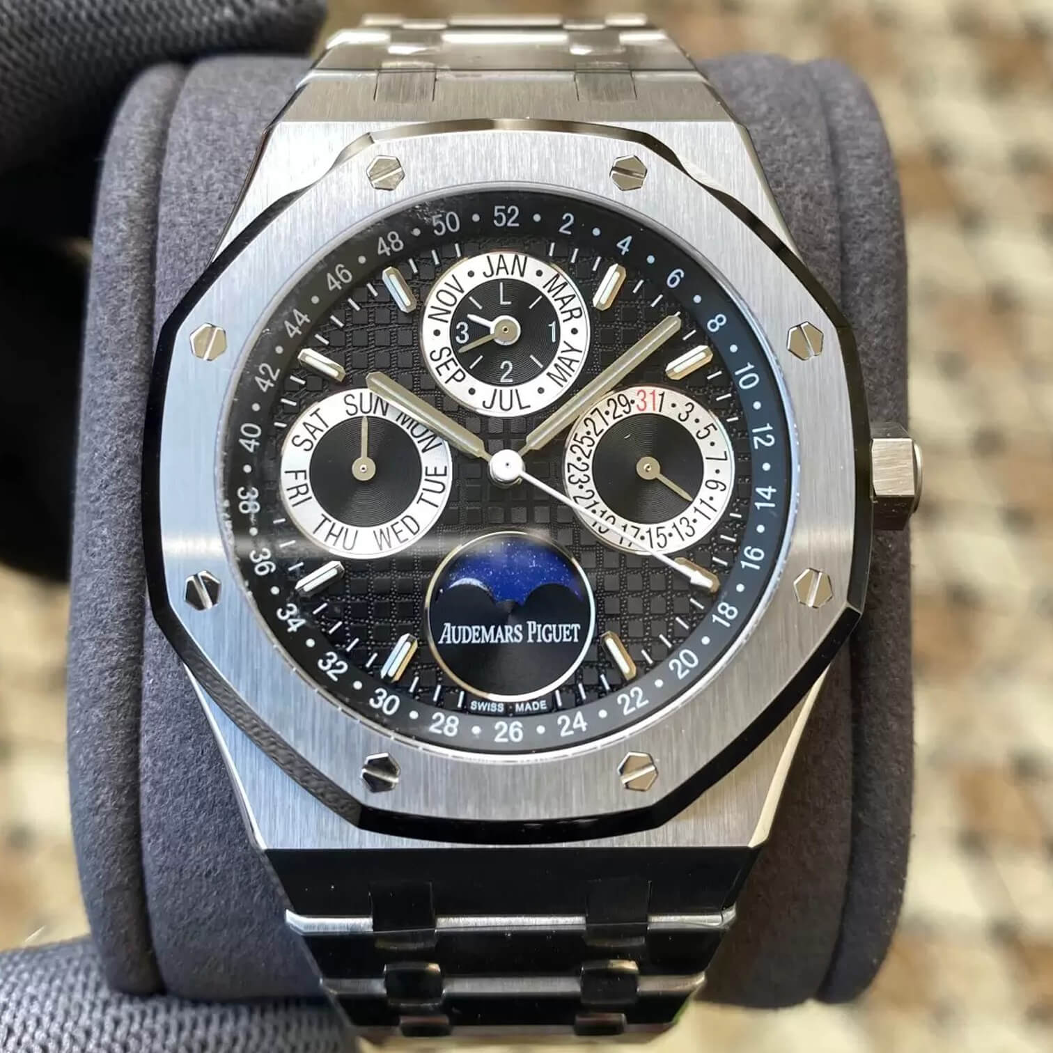 Replica Audemars Piguet Royal Oak 26597PT.OO.1220PT.01 1:1 Best Edition Black Dial - DEEPREPS