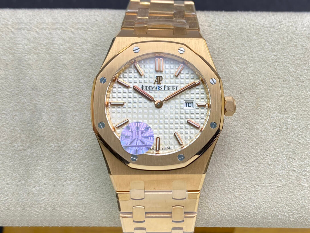 Replica Audemars Piguet Royal Oak 67650OR.OO.1261OR.01 1:1 Best Edition White Dial - DEEPREPS