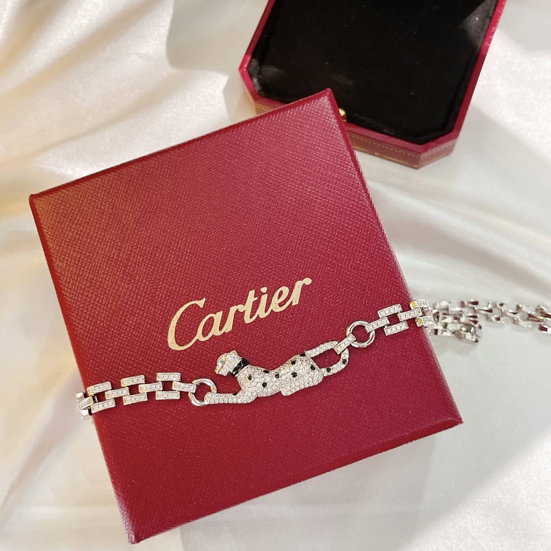 Cartier Necklace For Sale - DEEPREPS