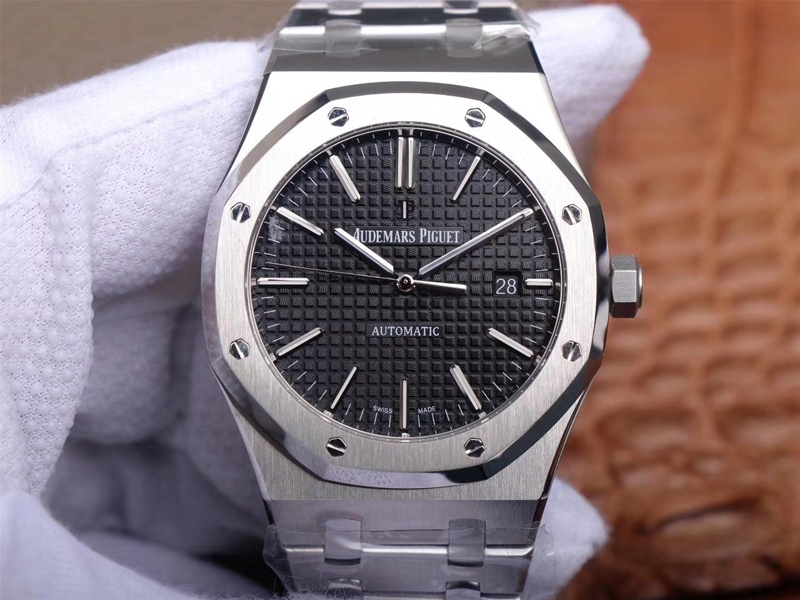 Replica Audemars Piguet Royal Oak 15400ST.OO.1220ST.01 1:1 Best Edition Black Dial - DEEPREPS