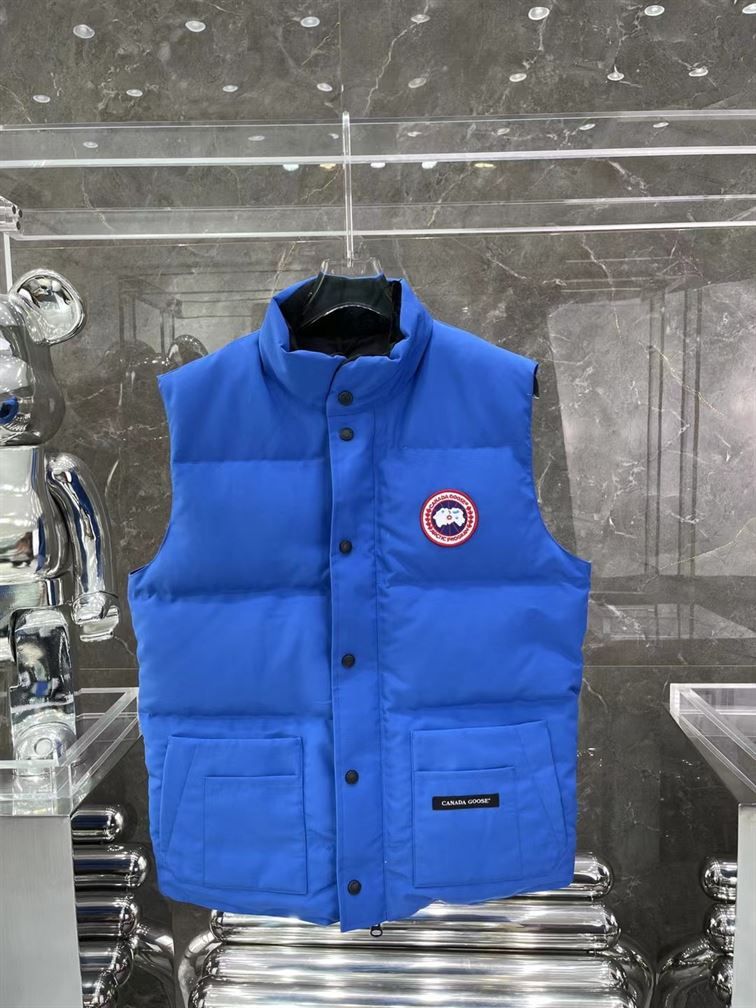 CANADA GOOSE FREESTYLE QUILTED ARTIC-TECH GILET   CN13 - DEEPREPS