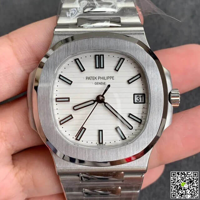 Replica Patek Philippe Nautilus 5711/1A-011 1:1 Best Edition White Dial - DEEPREPS