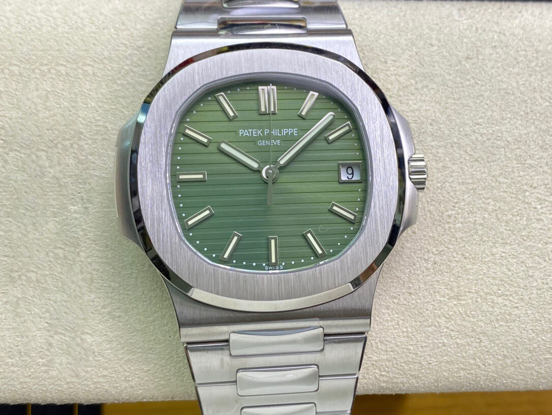 Replica Patek Philippe Nautilus 5711/1A 1:1 Best Edition Olive Green Dial - DEEPREPS
