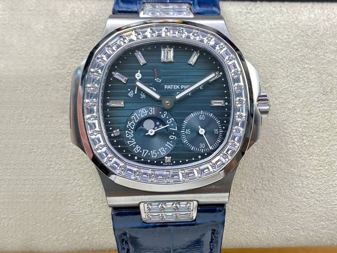 Replica Patek Philippe Nautilus 5724G-001 1:1 Best Edition Blue Strap - DEEPREPS