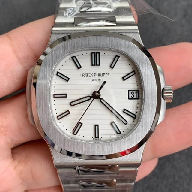 Replica Patek Philippe Nautilus 5711/1A-011 1:1 Best Edition White Dial - DEEPREPS