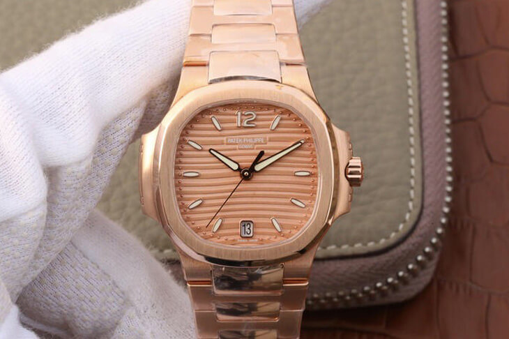 Replica Patek Philippe Nautilus Ladies 7118-1R-010 1:1 Best Edition Rose Gold - DEEPREPS