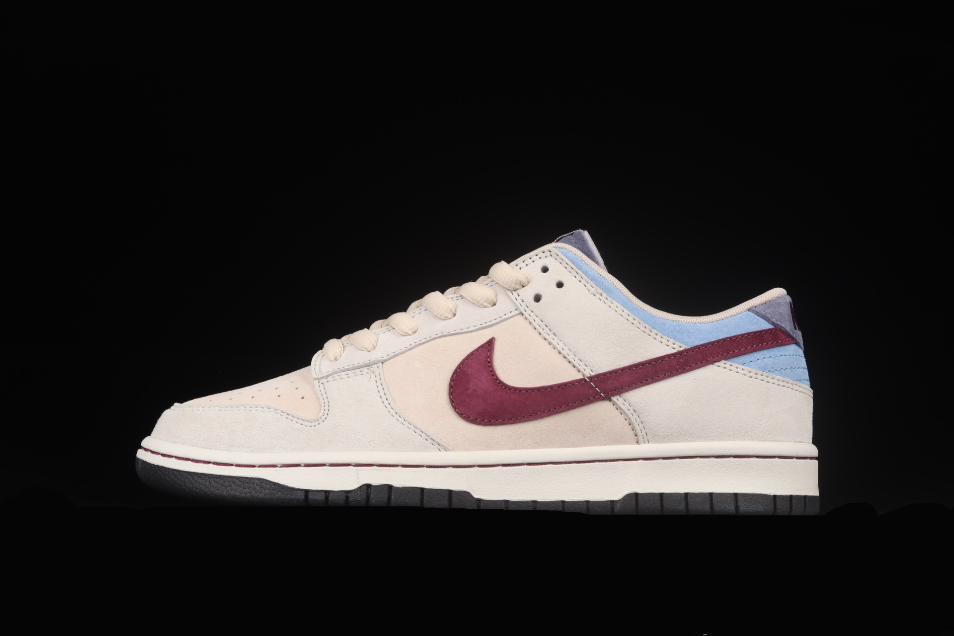 Otomo Katsuhiro x SB Dunk Low - DEEPREPS