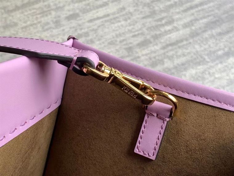 FENDI SUNSHINE MEDIUM LILAC LEATHER SHOPPER   F020 - DEEPREPS