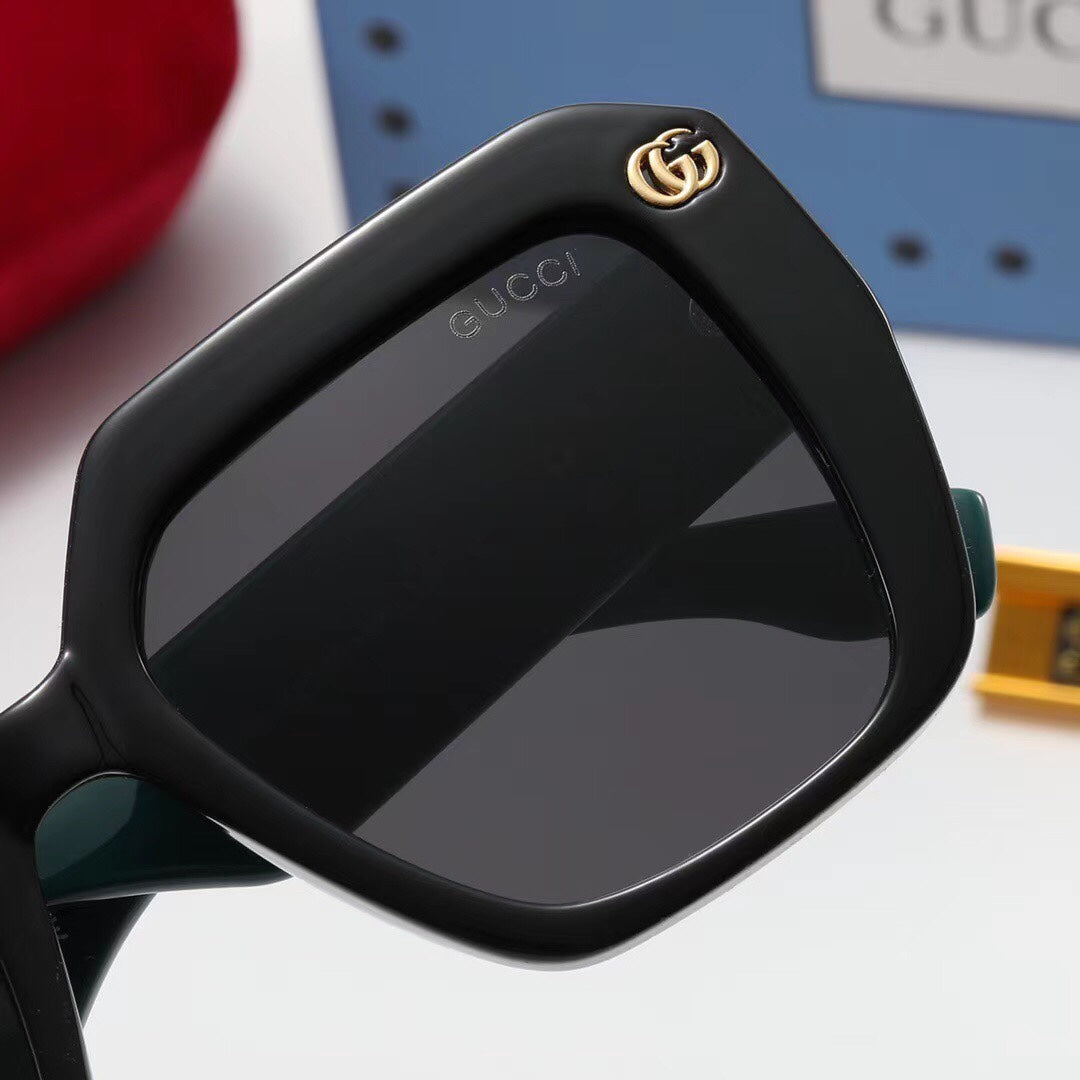 4 Colors Fashion Double G Striped Frame Sunglasses - DEEPREPS