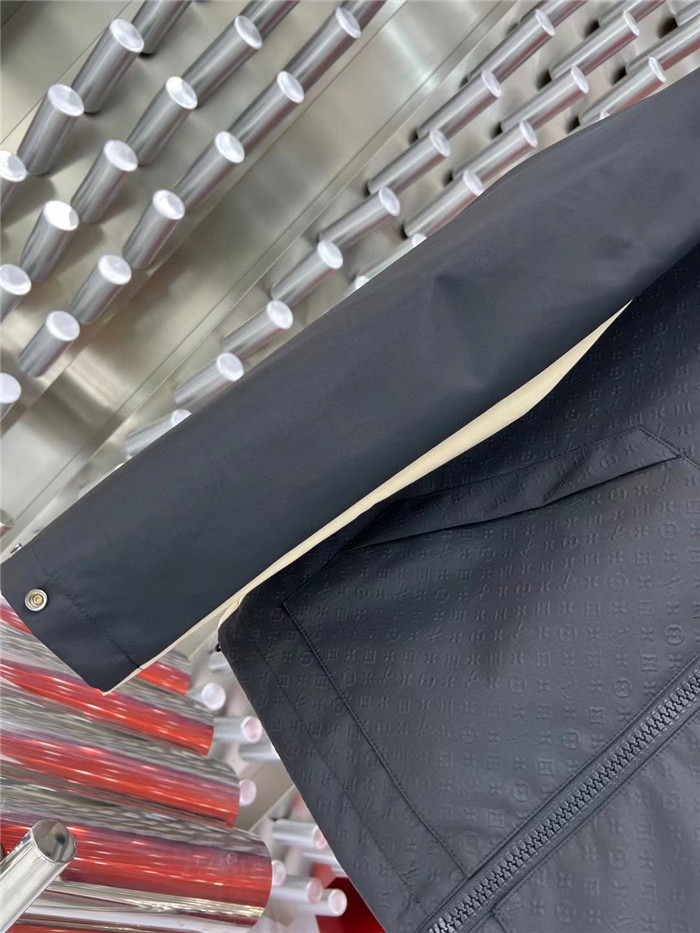 2023SS LV Down Jacket Top Version - DEEPREPS