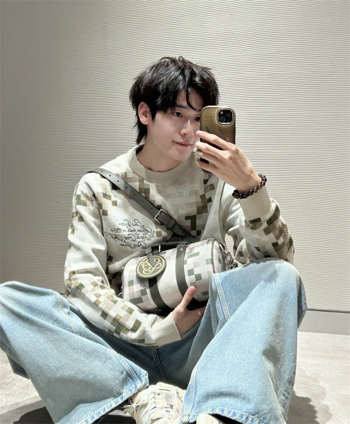 2024fw LV Sweater Top Version - DEEPREPS