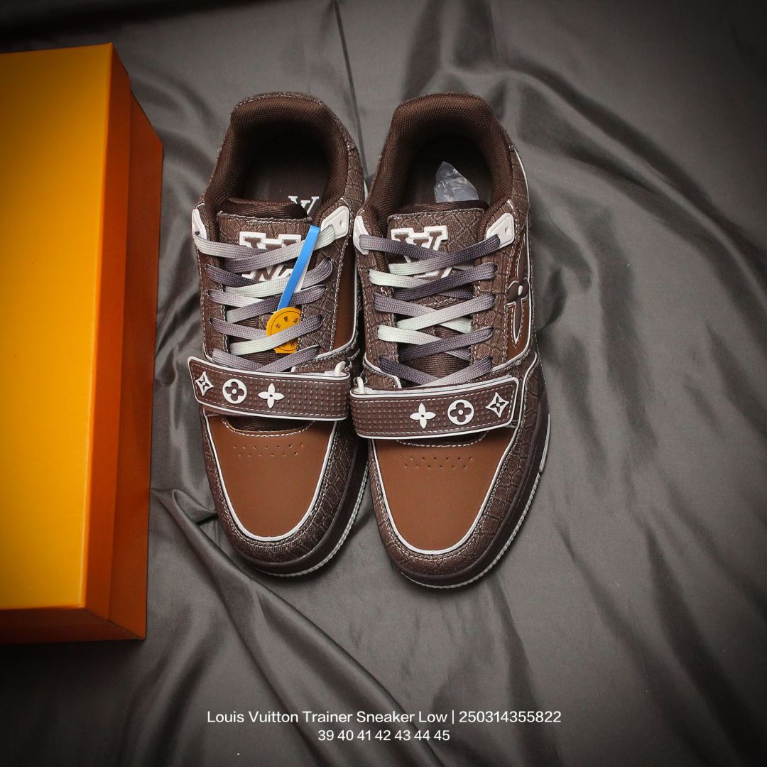 Louis Vuitton Sneakers - DEEPREPS