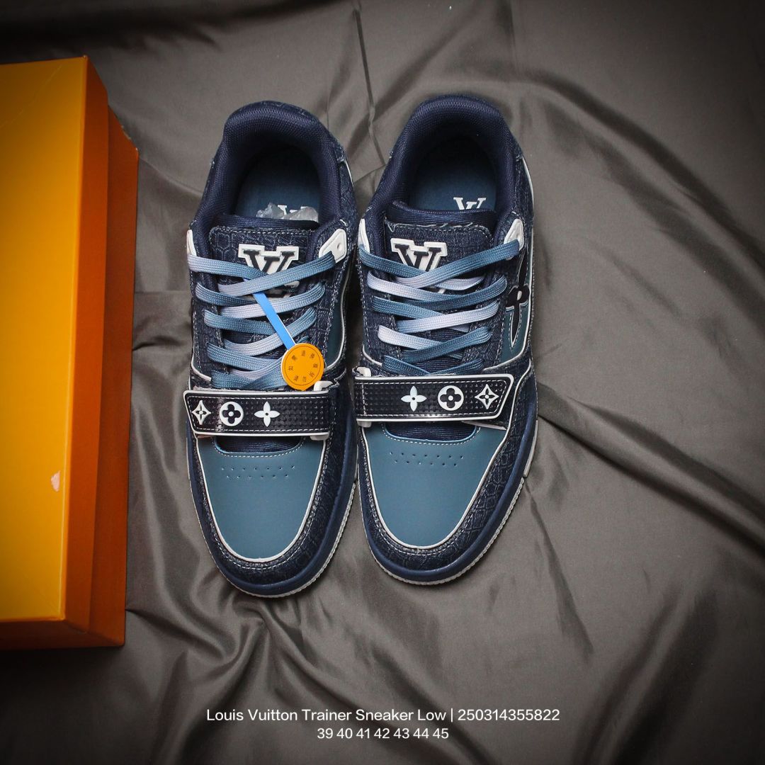 Louis Vuitton Sneakers - DEEPREPS