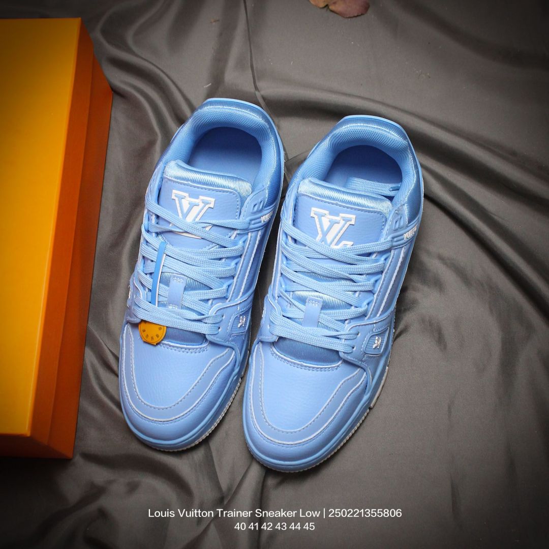 Louis Vuitton Sneakers - DEEPREPS