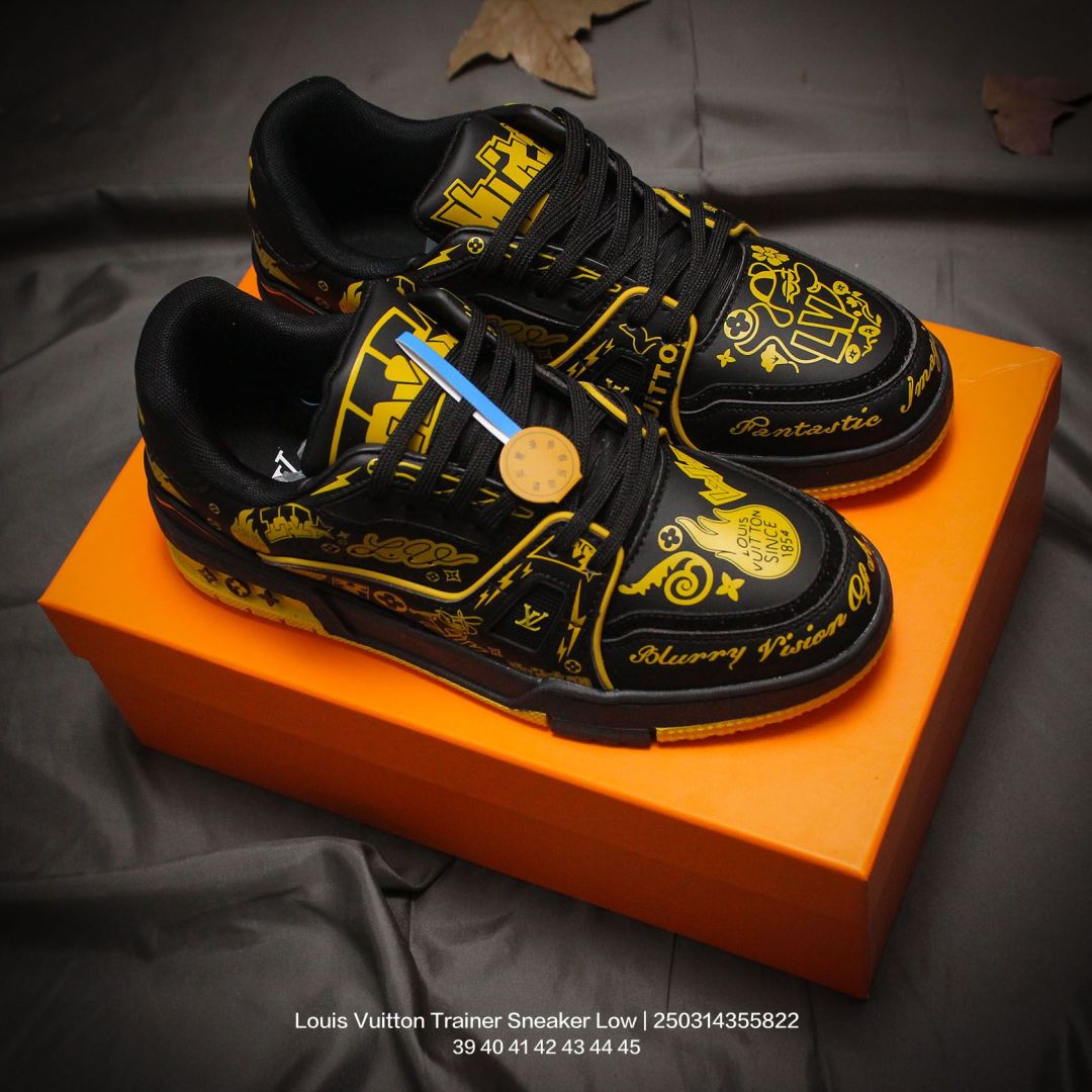 Louis Vuitton Sneakers - DEEPREPS