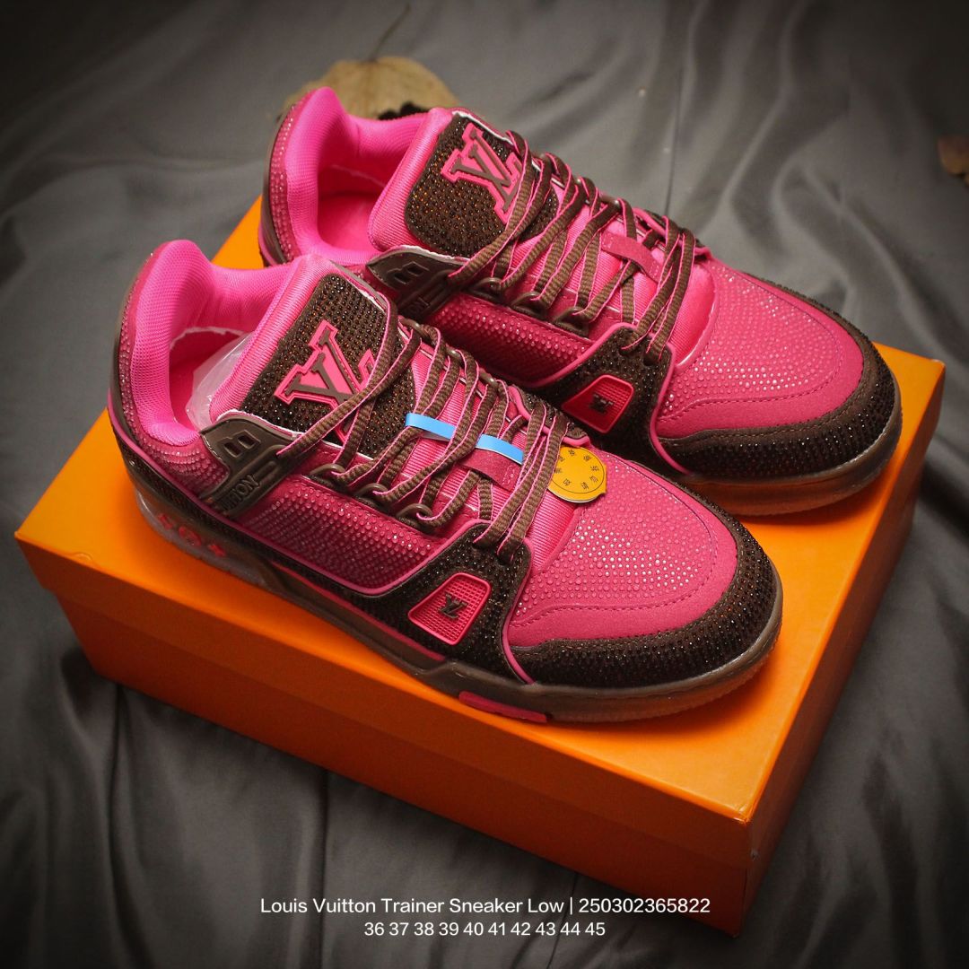 Louis Vuitton Sneakers - DEEPREPS