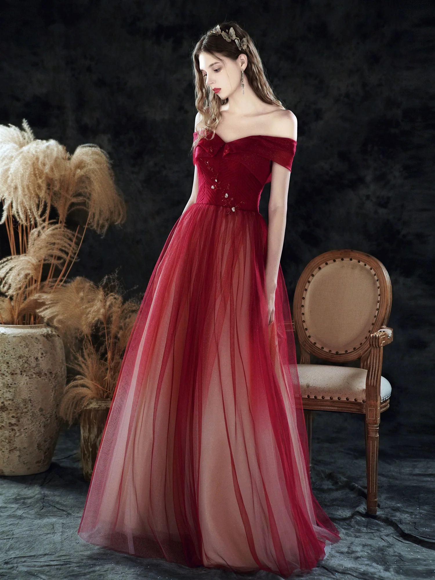 Miss Muse Dress