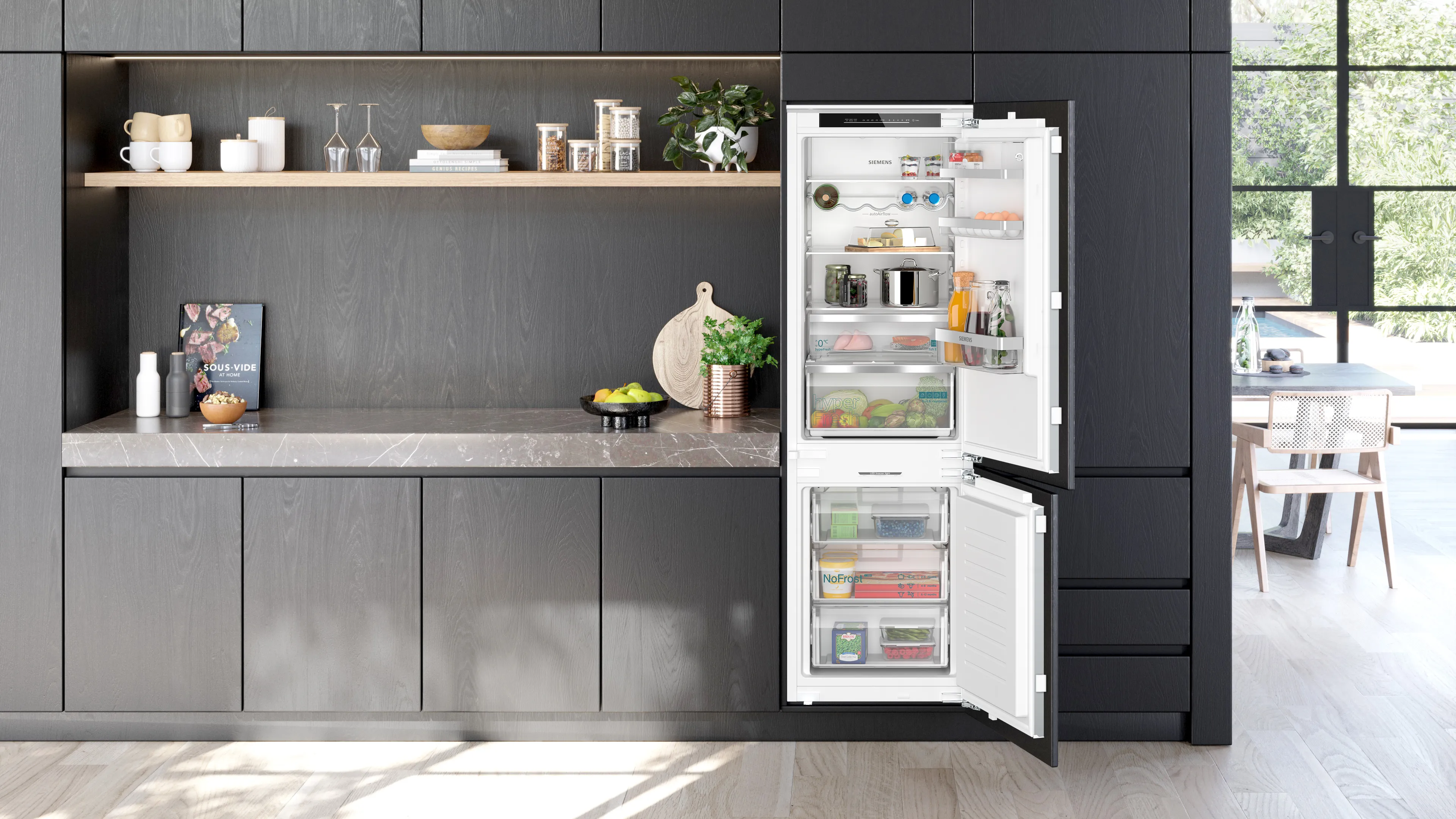 SIEMENS KI86NADD0 iQ500 Built-in fridge-freezer with freezer at bottom 177.2 x 55.8 cm soft close flat hinge