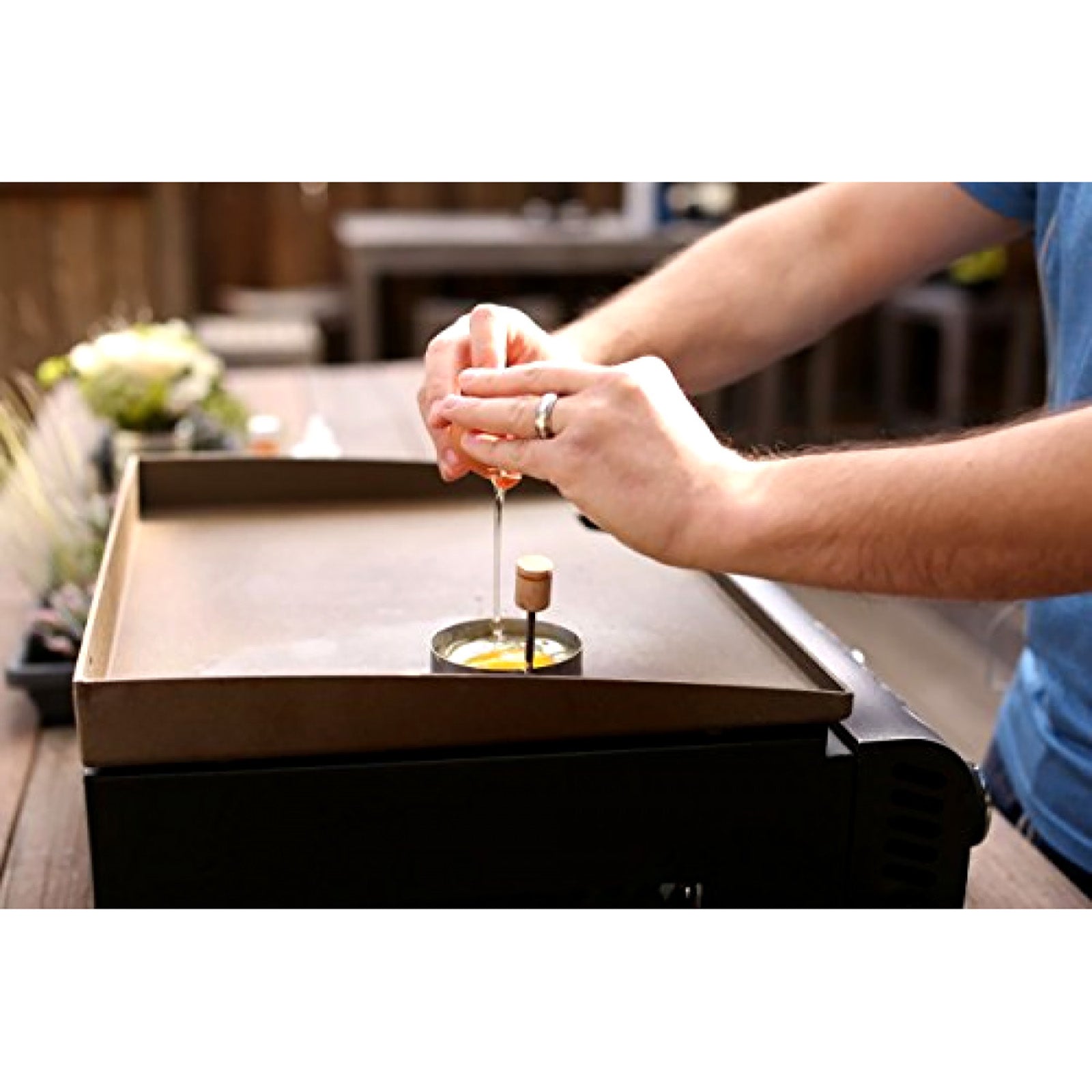 Cuisinart CGG-501 2 Burner Portable Outdoor Griddle