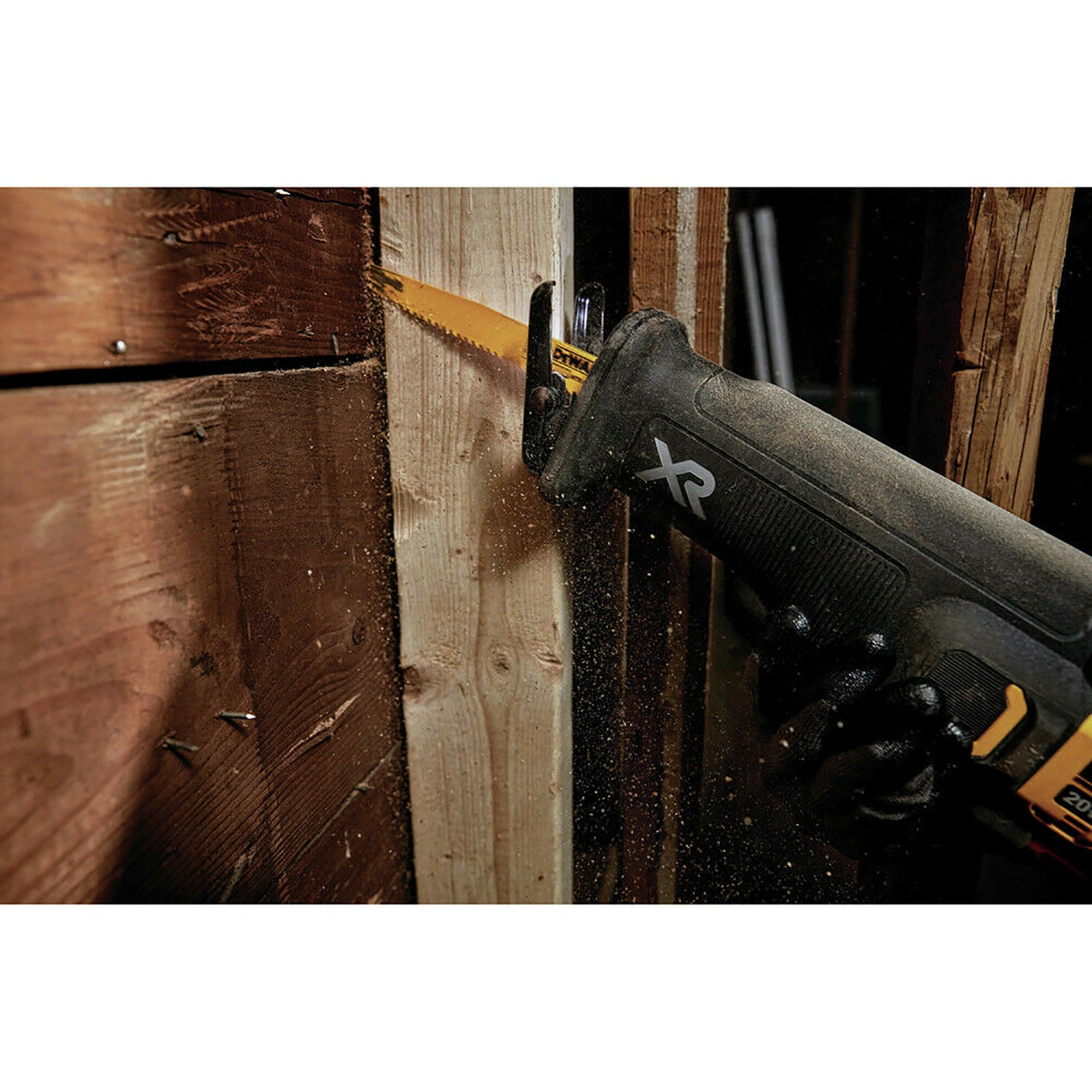 DeWalt 20V MAX XR Lithium-ion Cordless Reciprocating Saw Kit