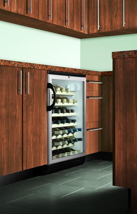 Summit SWC6GBLBI 51 Bottle 24&s; Wide Bulit-In Under-Counter Glass Door Wine Cellars