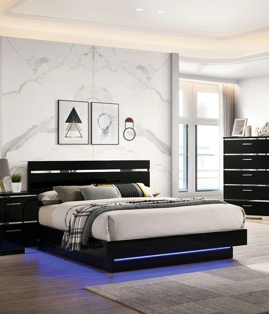 Esofastore Contemporary Style Black 1pc Est King Size Bed Low Profile Platform Bedframe High Gloss Finish Solid wood LED Bedroom Furniture