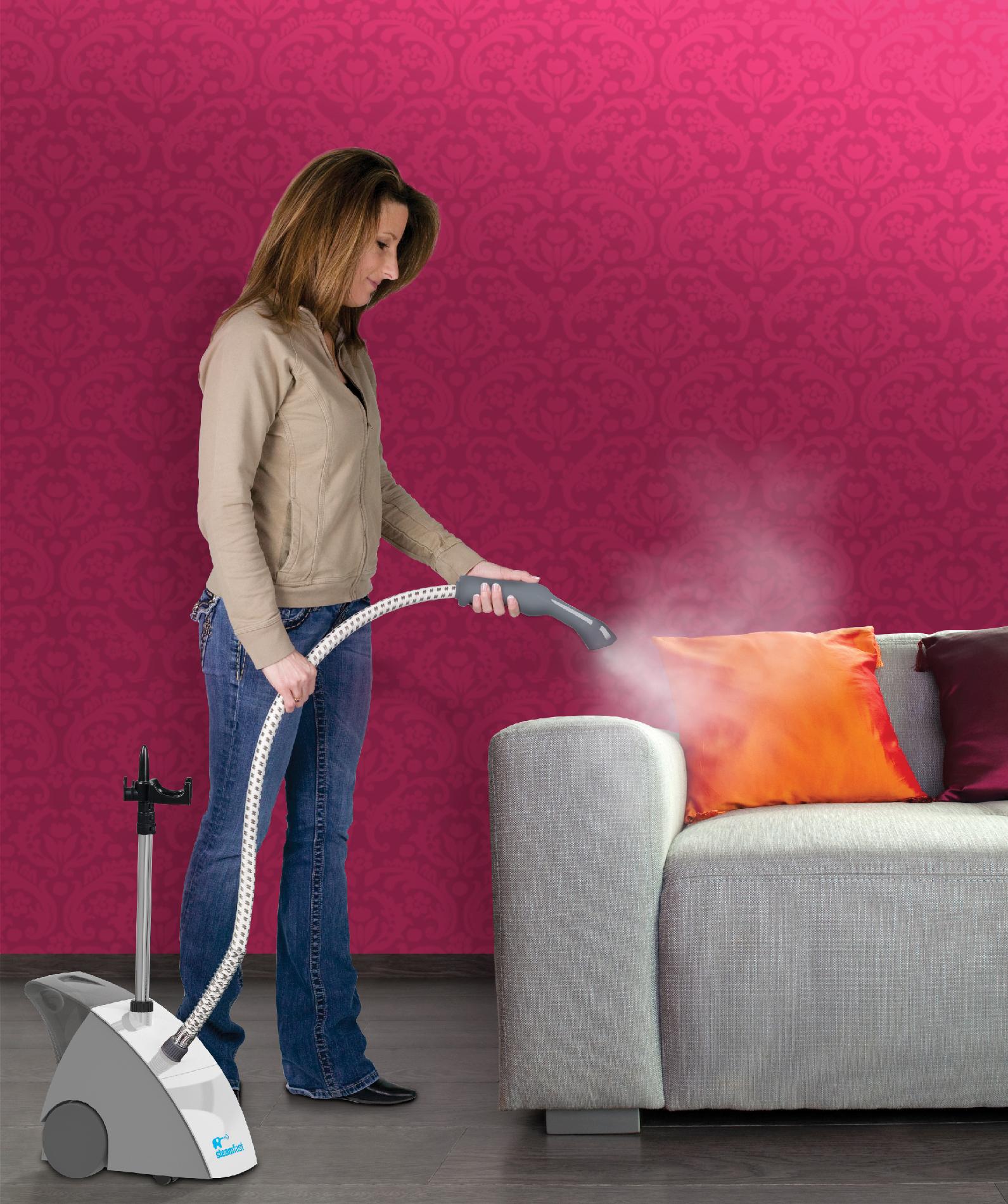 SteamFast SF-540WH Deluxe Garment Steamer