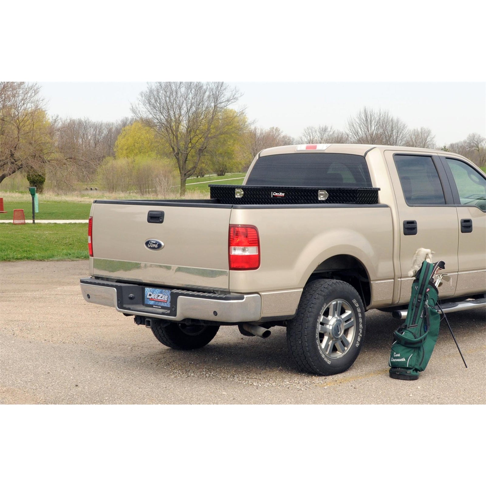 Dee Zee DZ6170NB Specialty Series Single Lid Narrow Crossover Tool Box - Black