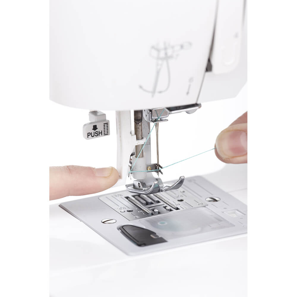 Singer 3337FR Simple&a;#0153; 3337 Sewing Machine - Refurbished