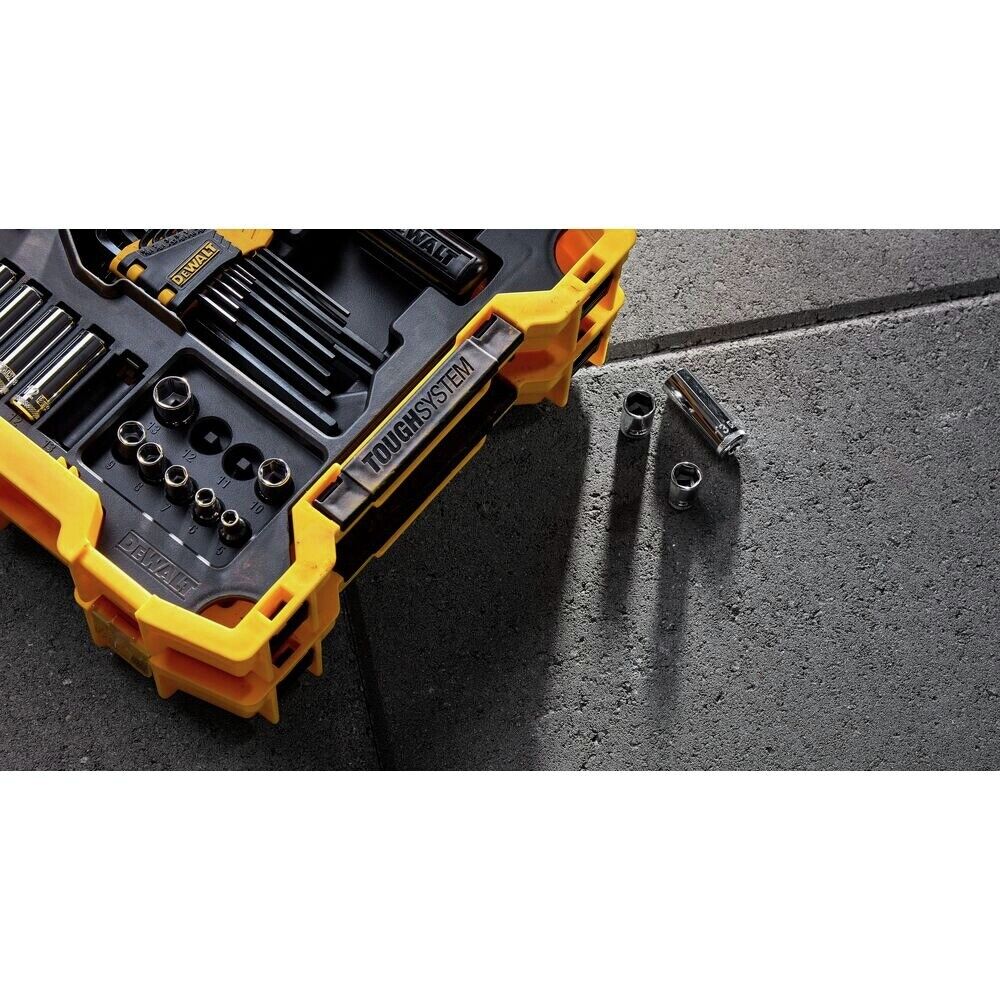 Dewalt DWMT45402 (131-Pc.) 1/4