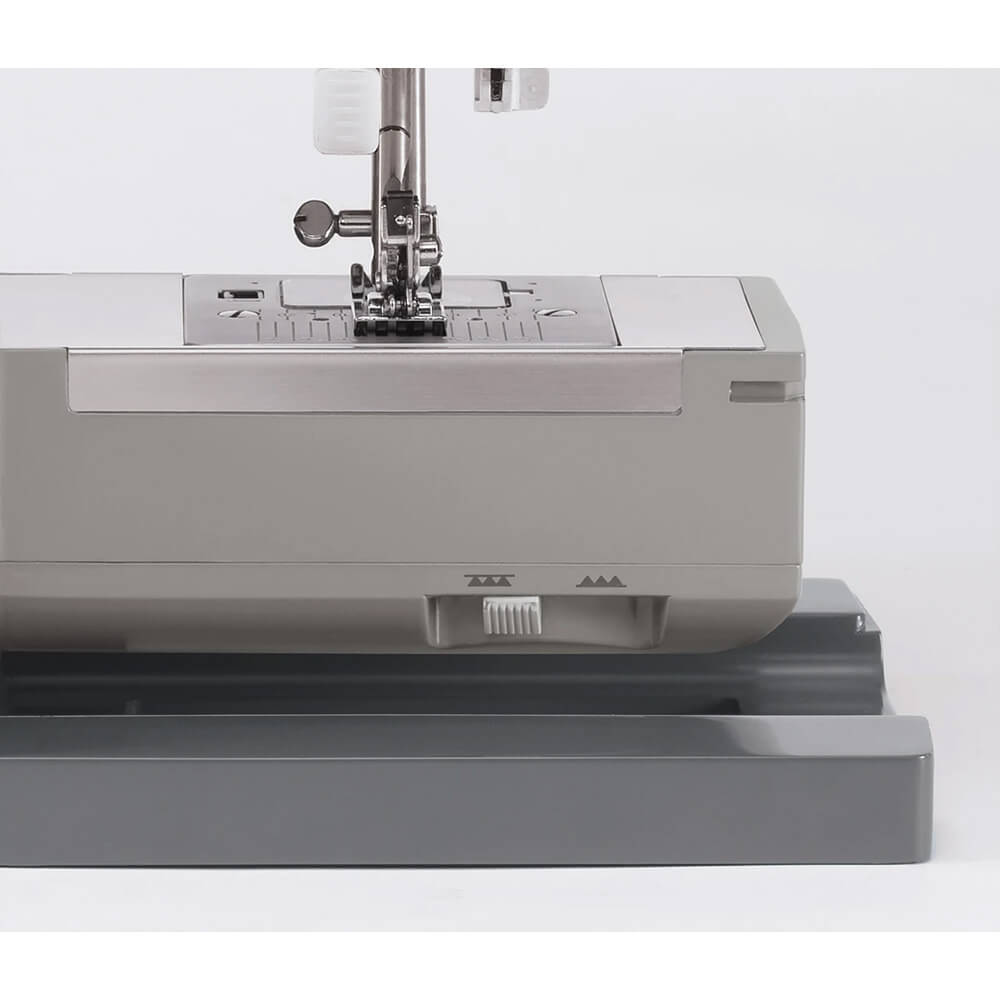 Singer 4411FR Heavy Duty 4411 Sewing Machine with Accessories - Refurbished